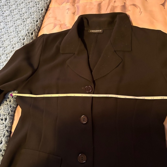 Elegant Women's Black Suit lined Jacket - Picture 8 of 9
